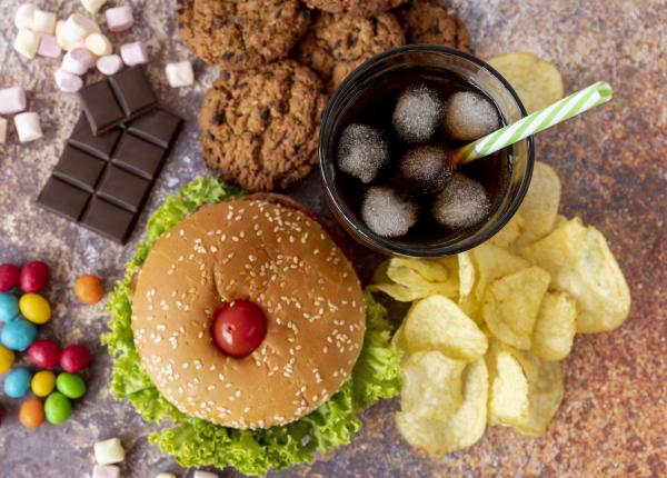 alimentele ultraprocesate asociate cu o imbatranire biologica mai accelerata alimentele ultraprocesate asociate cu o imbatranire biologica mai accelerata