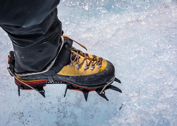 cum sa faci ghetele sa nu mai alunece pe gheata trucuri simple si eficiente pentru iarna