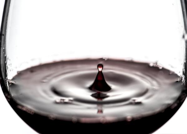 de ce te doare capul dupa ce bei un pahar de vin ce ascunde vinul rosu si de ar putea fi periculos de ce te doare capul dupa ce bei un pahar de vin ce ascunde vinul rosu si de ar putea fi periculos