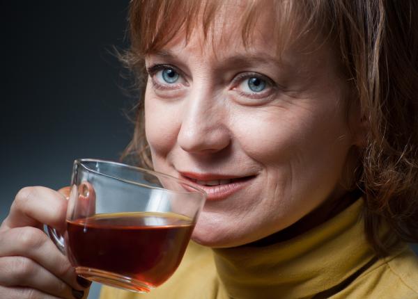 cel mai bun ceai pentru femeile de peste 40 de ani cum sa iti echilibrezi hormonii natural cel mai bun ceai pentru femeile de peste 40 de ani cum sa iti echilibrezi hormonii natural