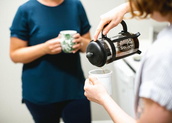 aparatura sectiei de gastroenterologie din satu mare cumparata din vanzarea de ceai si vin fiert