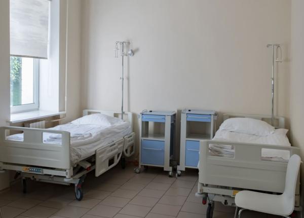 cum sa alegi mobilierul pentru camerele de spital cu spatiu redus