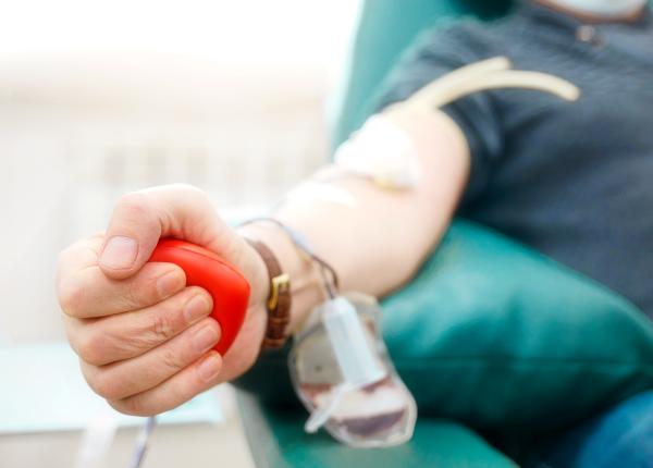 a murit omul cu brat de aur barbatul cu sange rar care a salvat 2 4 milioane de copii nu a ratat nicio donare