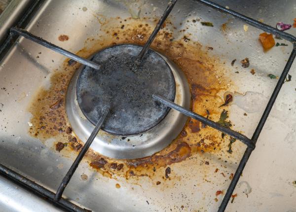 cum sa cureti grasimea si mancarea arsa de pe aragaz ingredientul care sterge orice pata cum sa cureti grasimea si mancarea arsa de pe aragaz ingredientul care sterge orice pata