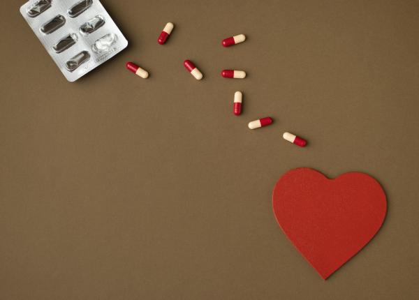 trei medicamente frecvent utilizate care pot creste colesterolul trei medicamente frecvent utilizate care pot creste colesterolul