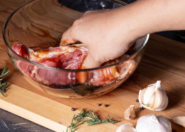 de ce e bine sa pui putin bicarbonat pe carne inainte de a o gati trucul gospodinelor de la tara de ce e bine sa pui putin bicarbonat pe carne inainte de a o gati trucul gospodinelor de la tara