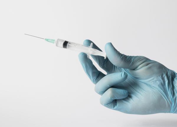 vaccinul impotriva zonei zoster efect asupra riscului de infarct miocardic si accident vascular cerebral