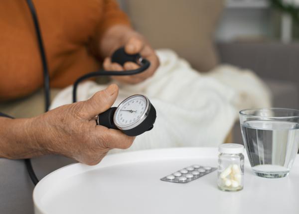 amiloridul la fel de eficient ca spironolactona in controlul hipertensiunii rezistente