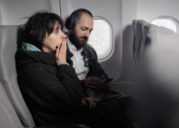 avertisment important pentru toti pasagerii de avion ce trebuie sa stii pentru a ti proteja pielea avertisment important pentru toti pasagerii de avion ce trebuie sa stii pentru a ti proteja pielea