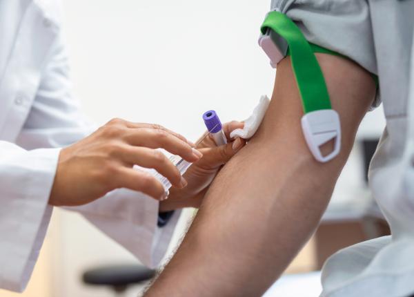 analizele de sange si urina pot dezvalui cat de multe alimente ultraprocesate consumi