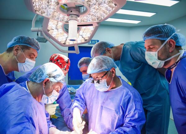 performante deosebite in transplantul hepatic de la donator viu la spitalul clinic sanador