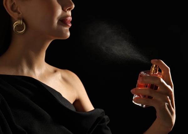 ce trebuie sa stii daca te dai cu parfum lucrul grav care se poate intampla ce trebuie sa stii daca te dai cu parfum lucrul grav care se poate intampla
