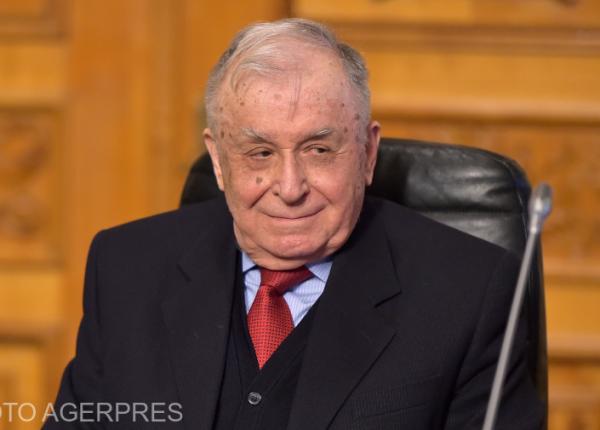 ion iliescu primeste suport respirator ce inseamna de fapt plamanul artificial ion iliescu primeste suport respirator ce inseamna de fapt plamanul artificial