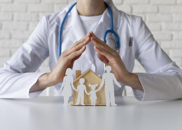 guvernul lasa fara asigurare de sanatate mame batrani si bolnavi