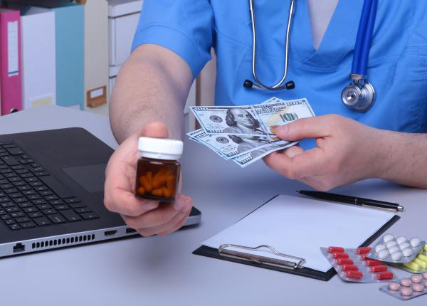finantarea medicamentelor in romania provocari dan zaharescu arpim involutie si dezechilibru finantarea medicamentelor in romania provocari dan zaharescu arpim involutie si dezechilibru
