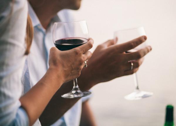 vinul care iti distruge sanatatea fara sa ti dai seama