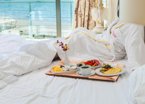 5 locuri din camerele de hotel unde se ascund cele mai multe bacterii 5 locuri din camerele de hotel unde se ascund cele mai multe bacterii