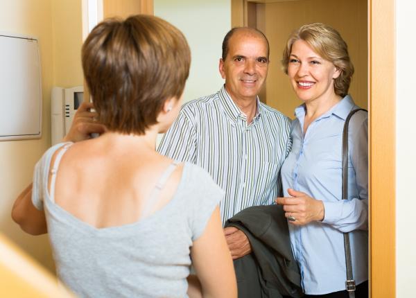 cele mai nepoliticoase lucruri pe care le poti face in casa altcuiva