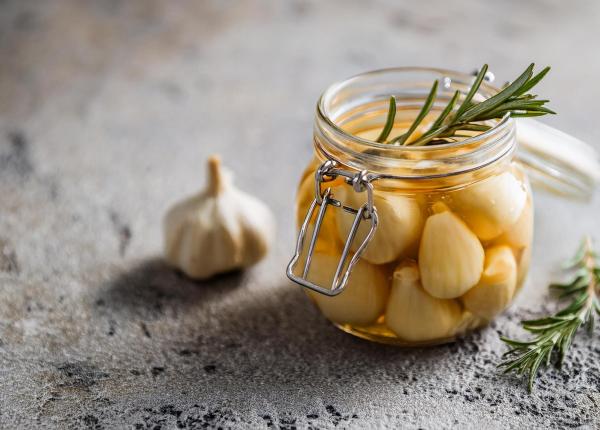 asa iti vindeca usturoiul organismul mai ales daca il combini cu aceste ingredient asa iti vindeca usturoiul organismul mai ales daca il combini cu aceste ingredient