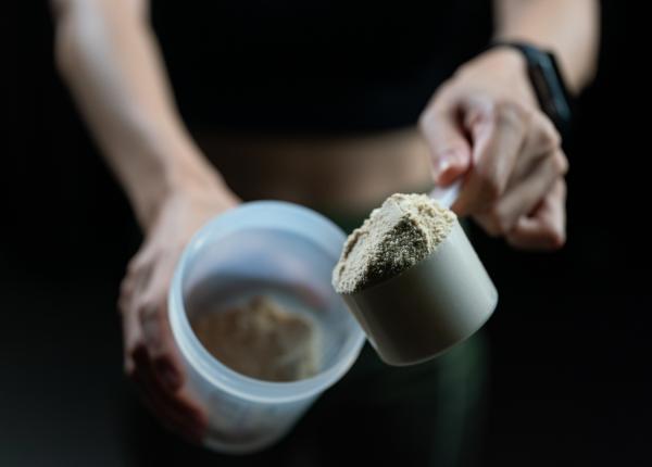 pudrele proteice sanatoase pline de plumb o ancheta a scos la iveala otrava din industria wellness pudrele proteice sanatoase pline de plumb o ancheta a scos la iveala otrava din industria wellness