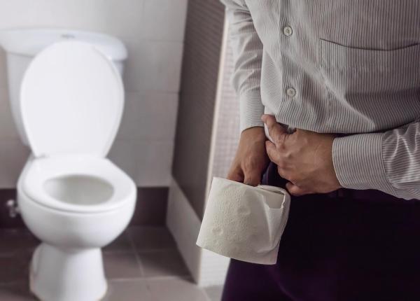 ce este fisura anala cand si de ce apare