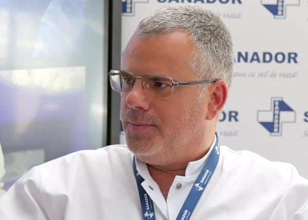 chirurgia robotica standardul de aur dr teodor buliga sanador la dc medical si dc news