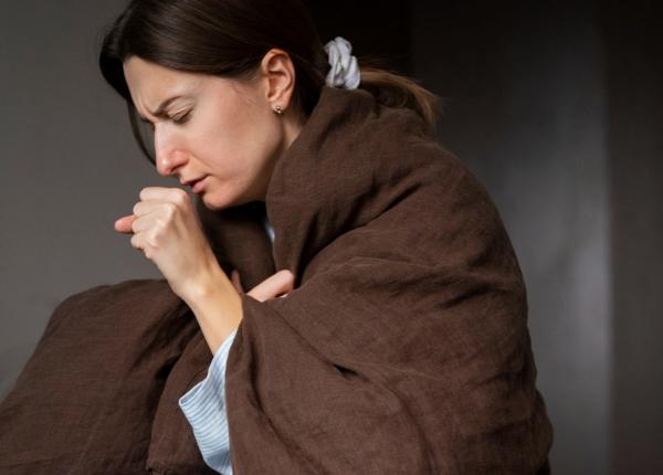 de ce crizele de tuse ne apuca seara cum prevenim