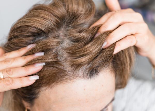 de ce se ingrasa parul produsele pe care le folosesti gresit