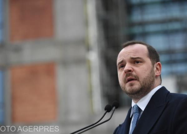 alexandru rogobete birocratia blocheaza revenirea medicilor romani acasa