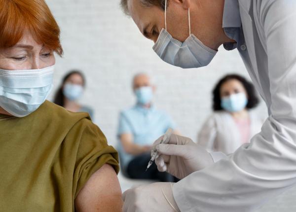 snmf indeamna populatia sa se vaccineze antigripal peste 3 000 de cazuri de gripa intr o saptamana