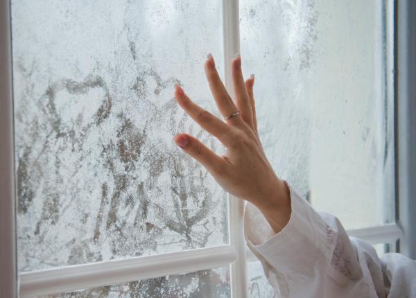 cum sa scapi rapid de condensul de pe ferestre