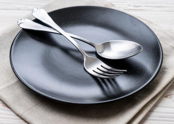 de ce nu e suficient sa speli tacamurile doar cu detergent de vase