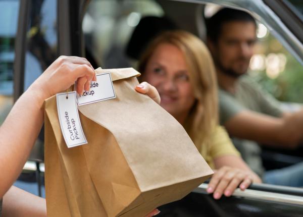 de ce sa nu mai mananci niciodata direct din punga sau ambalaj