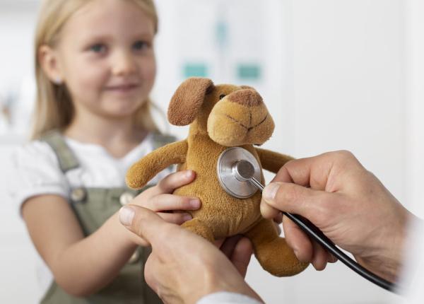 monitorizarea pediatrica in primul an explicata de un medic pediatru din bucuresti e importanta