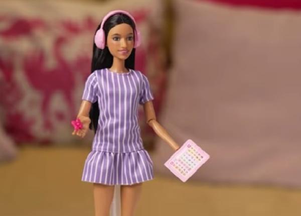 noua papusa barbie educa copiii despre autism si acceptare