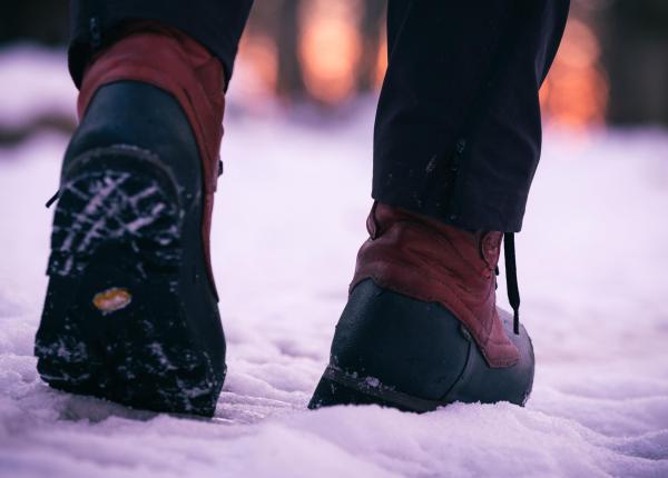 cum sa ti mentii picioarele calde fara sosete groase sau incaltaminte speciala