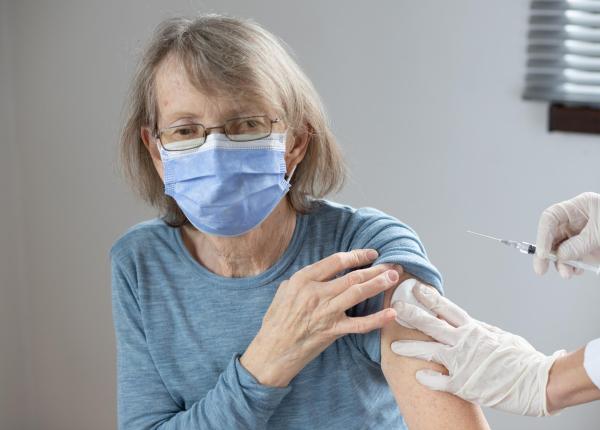 vaccinarea cardiacilor si a bolnavilor cronici esentiala dr gabriel tatu chitoiu indicatie majora