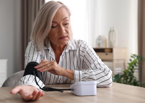 tensiunea diastolica scazuta la femeile varstnice mortala medicii trag un semnal de alarma