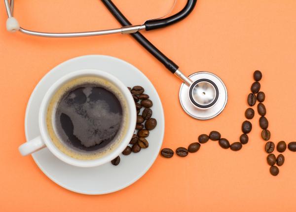 ai tensiune sau probleme cardiace ce se intampla daca bei cafea