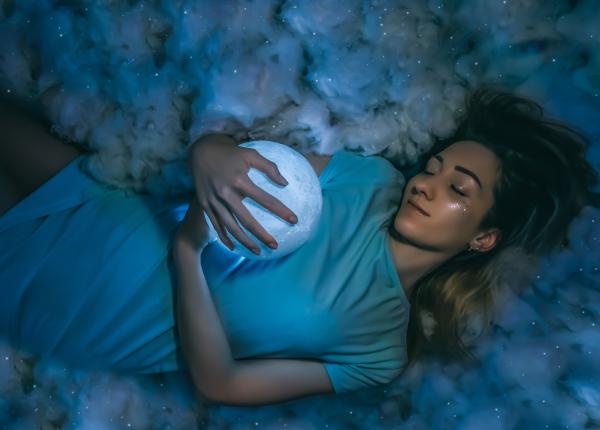 luna plina ne strica somnul sau e doar un mit ce arata studiile stiintifice