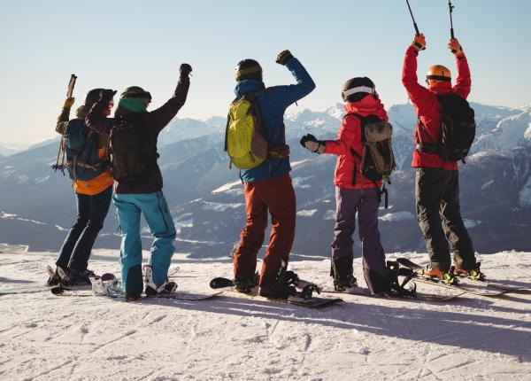 cum ne alegem echipamentul de schi dr razvan dragomir sanador esential