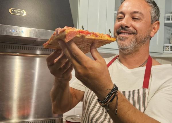 reteta de pizza cu blat pufos chef sorin bontea dezvaluie trucul iese ceva bun de tot