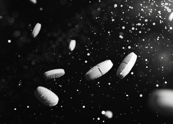 medicamentul comun care duce la anemie si slabeste oasele