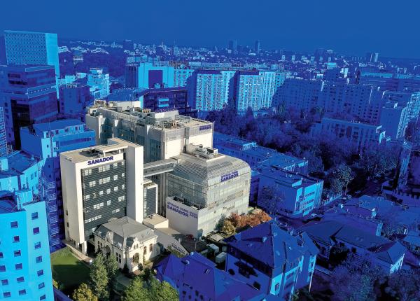 pasiunea pentru excelenta in medicina privata din romania sanador aniverseaza 25 de ani de la infiintare