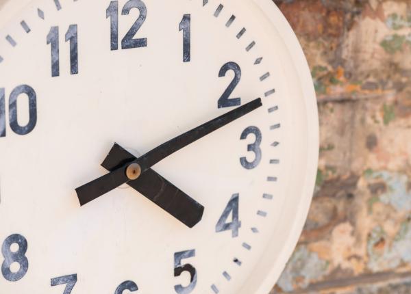 ora de vara 2026 cum ne protejam inima si somnul dupa schimbarea ceasului