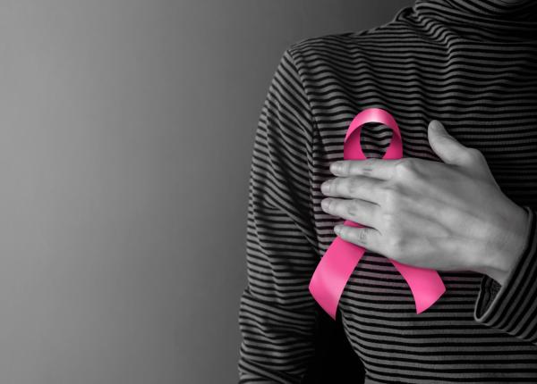 consumul de alcool si kilogramele in plus asociate cu cancerul de san