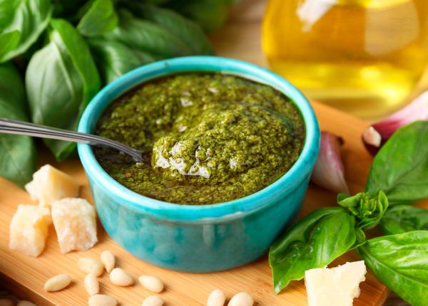 adevarul despre pesto ce contine de fapt ce beneficii are si ce trebuie sa stii inainte sa l mai consumi
