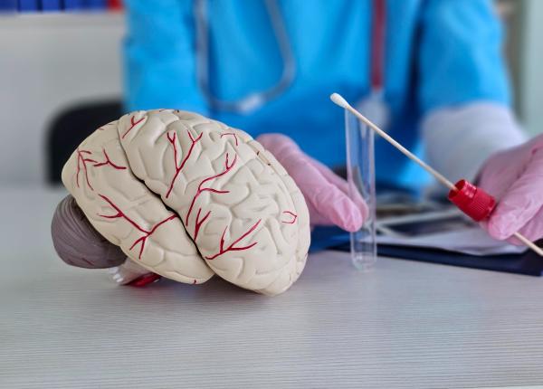 testul de sange care prezice alzheimer cu ani inainte de primele semne