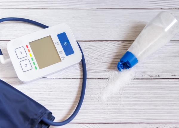 legatura dintre consumul de sare si tensiunea arteriala