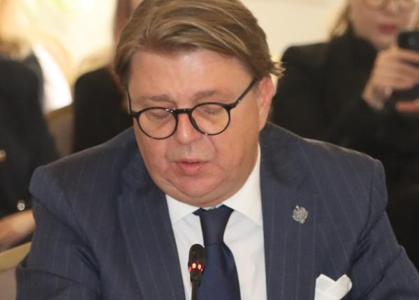 mortalitatea cardiovasculara la cote alarmante dr cristian vantu medicul de familie transformat in contopist